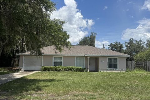 Villa ou maison à vendre à Ocala, Floride: 3 chambres, 111.2 m2 № 1857678 - photo 1