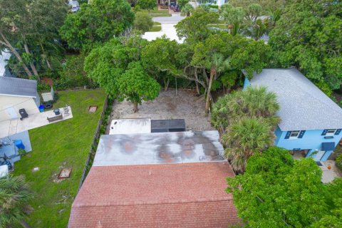 Villa ou maison à louer à Lantana, Floride: 3 chambres, 119.75 m2 № 2439259 - photo 26