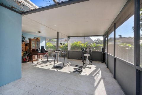 Villa ou maison à louer à Lantana, Floride: 3 chambres, 119.75 m2 № 2439259 - photo 21