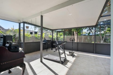 Villa ou maison à louer à Lantana, Floride: 3 chambres, 119.75 m2 № 2439259 - photo 20