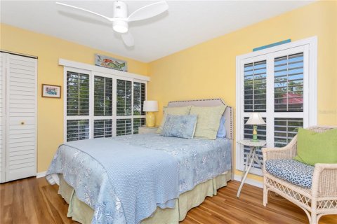 House in Sarasota, Florida 2 bedrooms, 127.09 sq.m. № 2152145 - photo 21