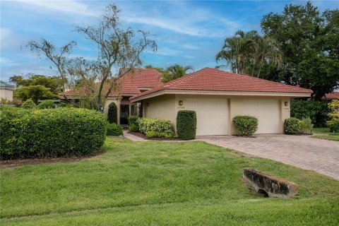 House in Sarasota, Florida 2 bedrooms, 127.09 sq.m. № 2152145 - photo 2