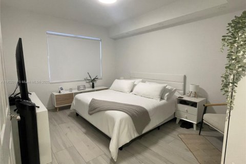 Apartamento en alquiler en Doral, Florida, 3 dormitorios, 112.13 m2 № 1953429 - foto 6