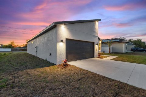 Casa en alquiler en Kissimmee, Florida, 4 dormitorios, 150.78 m2 № 1884051 - foto 6