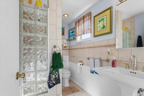 Casa en venta en Interlachen, Florida, 4 dormitorios, 331.66 m2 № 2206586 - foto 17