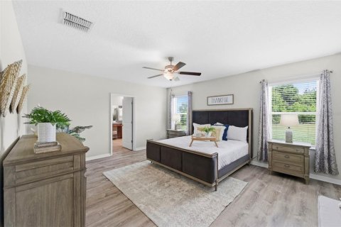 Casa en venta en Zephyrhills, Florida, 5 dormitorios, 303.88 m2 № 2101416 - foto 21