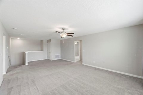 Casa en venta en Zephyrhills, Florida, 5 dormitorios, 303.88 m2 № 2101416 - foto 30