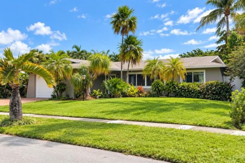 Villa ou maison à louer à Pembroke Pines, Floride: 3 chambres, 151.24 m2 № 2386994 - photo 3