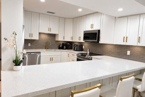 Villa ou maison à louer à Pembroke Pines, Floride: 3 chambres, 151.24 m2 № 2386994 - photo 9