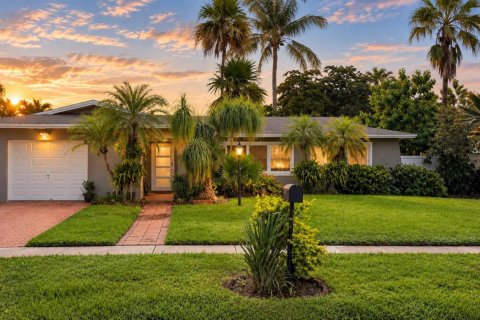 Villa ou maison à Pembroke Pines, Floride 3 chambres, 151.24 m2 № 2386994
