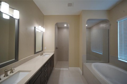 Casa en alquiler en Odessa, Florida, 4 dormitorios, 333.33 m2 № 1880572 - foto 21