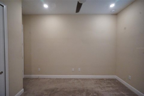 Casa en alquiler en Odessa, Florida, 4 dormitorios, 333.33 m2 № 1880572 - foto 30