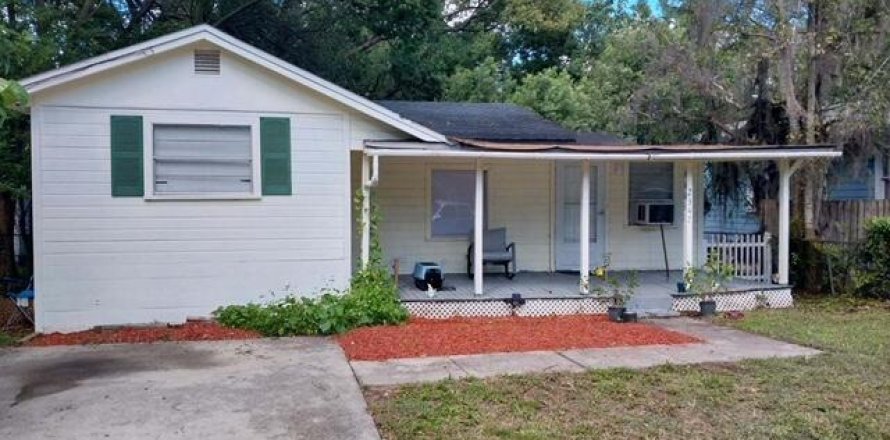 House in Jacksonville, Florida 2 bedrooms, 90.67 sq.m. № 801585