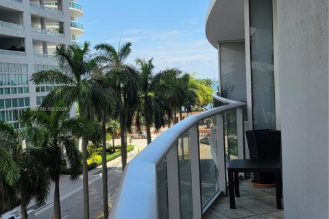 Condo in Miami, Florida, 2 bedrooms  № 2075352 - photo 21