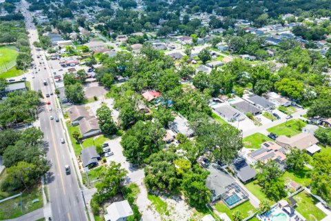 House in Tampa, Florida 3 bedrooms, 146.04 sq.m. № 1872360 - photo 6