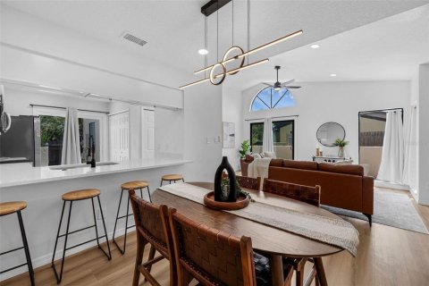 Dúplex en venta en Orlando, Florida, 3 dormitorios, 121.89 m2 № 1907635 - foto 12
