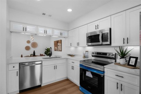 Dúplex en venta en Orlando, Florida, 3 dormitorios, 121.89 m2 № 1907635 - foto 14
