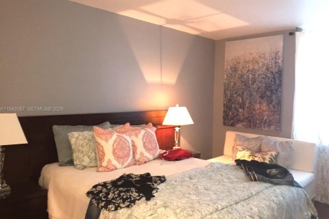 Condo à Miami Beach, Floride, 1 chambre № 1999509