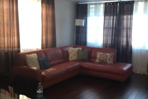 Copropriété à louer à Miami Beach, Floride: 1 chambre, 110.55 m2 № 1999509 - photo 14