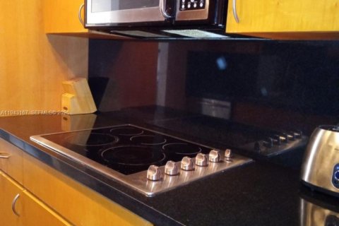 Copropriété à louer à Miami Beach, Floride: 1 chambre, 110.55 m2 № 1999509 - photo 10