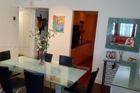 Copropriété à louer à Miami Beach, Floride: 1 chambre, 110.55 m2 № 1999509 - photo 23