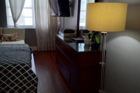 Copropriété à louer à Miami Beach, Floride: 1 chambre, 110.55 m2 № 1999509 - photo 25