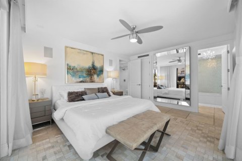 Condominio en alquiler en Fort Lauderdale, Florida, 2 dormitorios, 117.43 m2 № 2182490 - foto 14