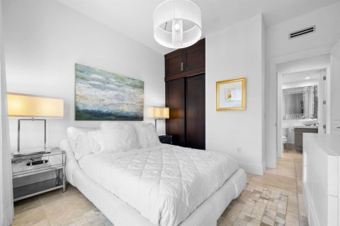 Condominio en alquiler en Fort Lauderdale, Florida, 2 dormitorios, 117.43 m2 № 2182490 - foto 22