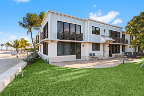 Condominio en alquiler en Fort Lauderdale, Florida, 2 dormitorios, 117.43 m2 № 2182490 - foto 28
