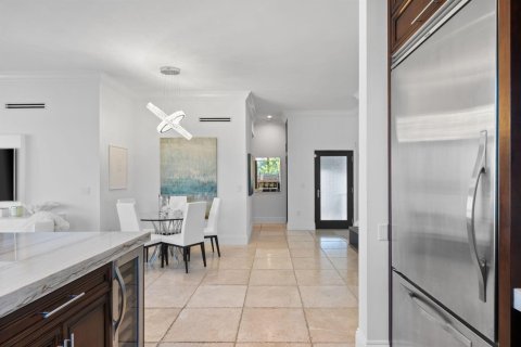 Condominio en alquiler en Fort Lauderdale, Florida, 2 dormitorios, 117.43 m2 № 2182490 - foto 6