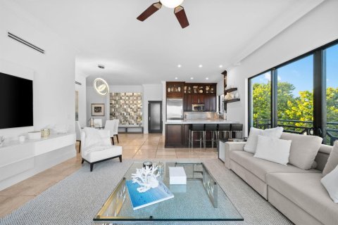 Condominio en alquiler en Fort Lauderdale, Florida, 2 dormitorios, 117.43 m2 № 2182490 - foto 12