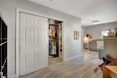 House in Miami, Florida 3 bedrooms, 185.8 sq.m. № 2002982 - photo 26