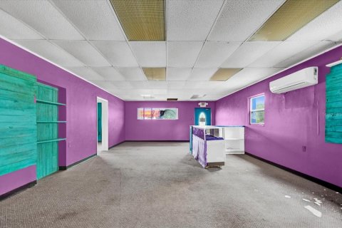 Commercial property in Pinellas Park, Florida 281.87 sq.m. № 1383806 - photo 26