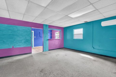 Commercial property in Pinellas Park, Florida 281.87 sq.m. № 1383806 - photo 22
