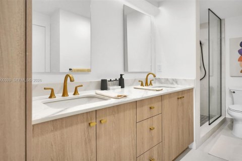 Copropriété à louer à Hollywood, Floride: 2 chambres, 104.05 m2 № 2170147 - photo 13