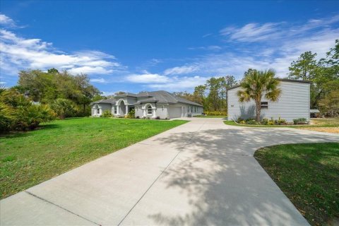 Villa ou maison à vendre à Crystal River, Floride: 4 chambres, 249.72 m2 № 2118859 - photo 10