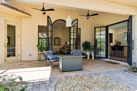 House in Lakewood Ranch, Florida 2 bedrooms, 273.23 sq.m. № 2368870 - photo 30