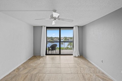 Copropriété à vendre à Delray Beach, Floride: 2 chambres, 150.97 m2 № 2439382 - photo 15