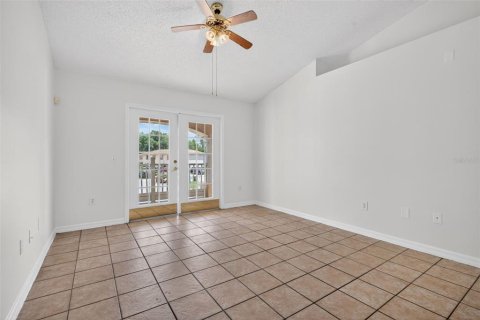 Appartement à louer à Kissimmee, Floride: 3 chambres, 104.24 m2 № 2387325 - photo 6