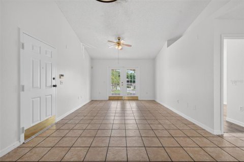 Appartement à louer à Kissimmee, Floride: 3 chambres, 104.24 m2 № 2387325 - photo 7