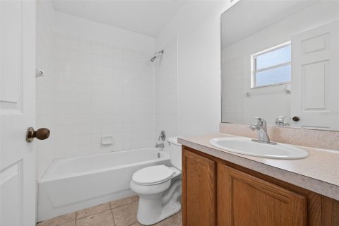 Appartement à louer à Kissimmee, Floride: 3 chambres, 104.24 m2 № 2387325 - photo 27