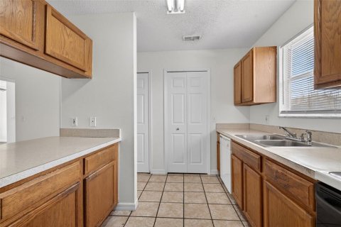 Appartement à louer à Kissimmee, Floride: 3 chambres, 104.24 m2 № 2387325 - photo 18