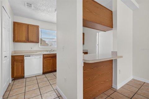 Appartement à louer à Kissimmee, Floride: 3 chambres, 104.24 m2 № 2387325 - photo 14