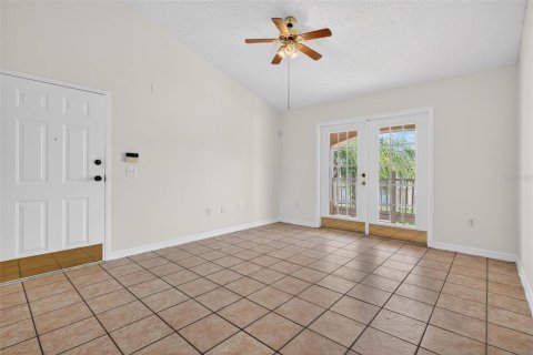 Appartement à louer à Kissimmee, Floride: 3 chambres, 104.24 m2 № 2387325 - photo 5