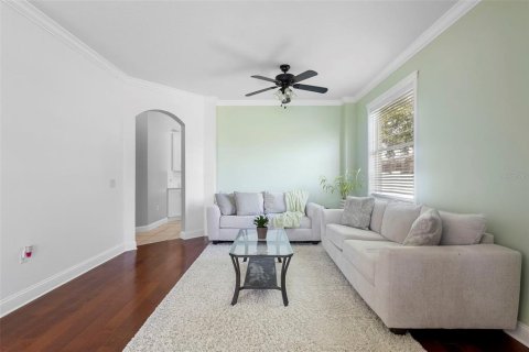 House in Winter Garden, Florida 4 bedrooms, 185.06 sq.m. № 1744200 - photo 7