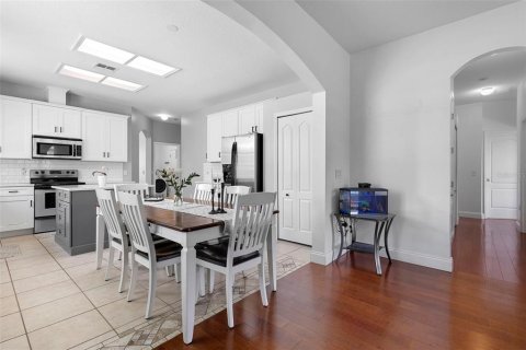 House in Winter Garden, Florida 4 bedrooms, 185.06 sq.m. № 1744200 - photo 22