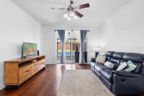 House in Winter Garden, Florida 4 bedrooms, 185.06 sq.m. № 1744200 - photo 25