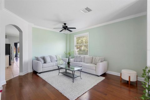 House in Winter Garden, Florida 4 bedrooms, 185.06 sq.m. № 1744200 - photo 5