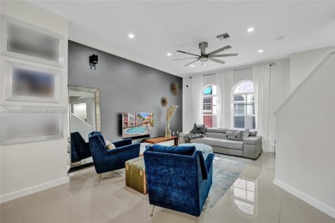 Condominio en venta en Fort Lauderdale, Florida, 3 dormitorios, 165.37 m2 № 1880180 - foto 10