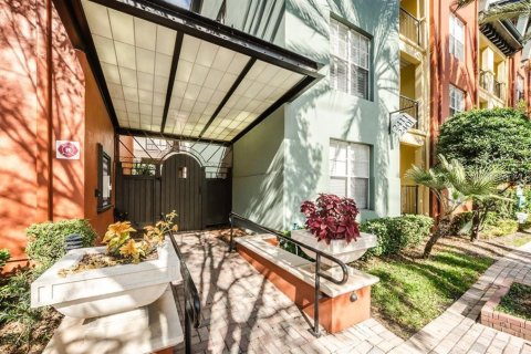 Condo à Tampa, Floride, 1 chambre  № 2437303